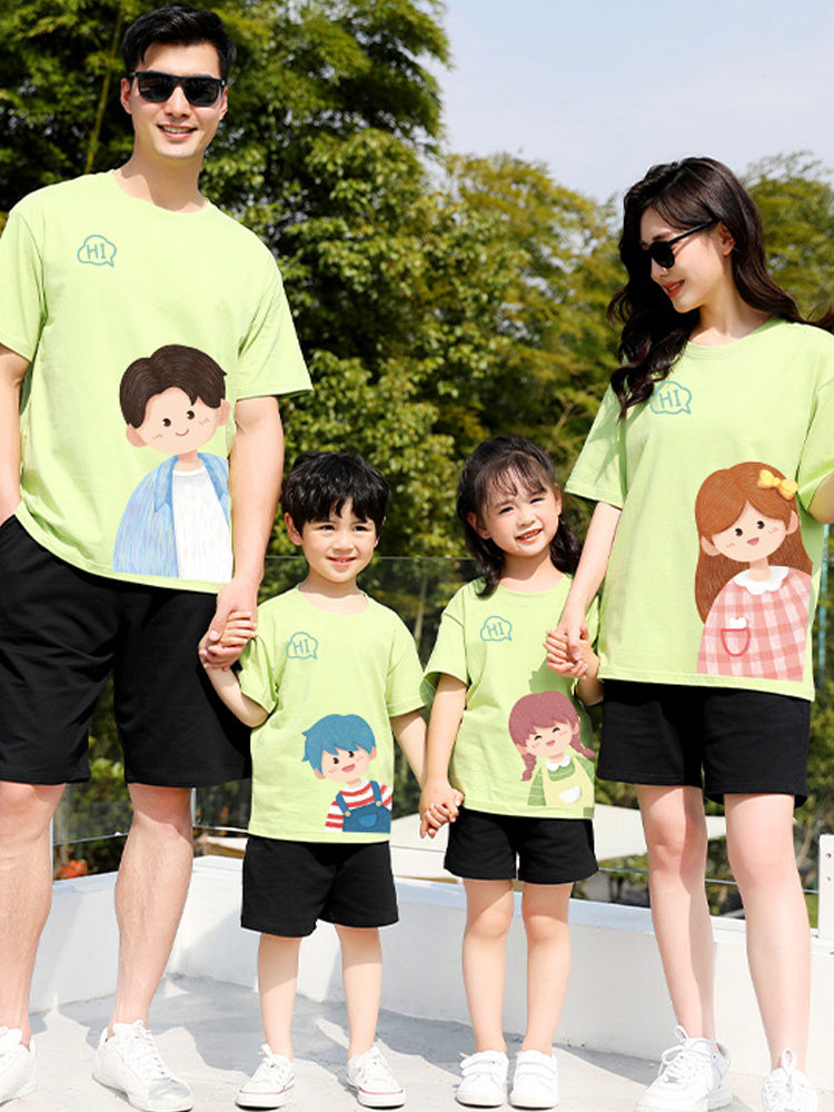 A Three Or Four Cotton Short Sleeve T-shirt Cartoon