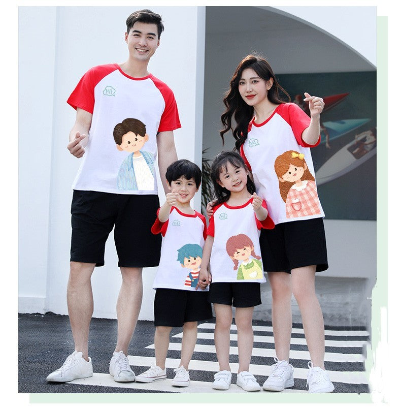 A Three Or Four Cotton Short Sleeve T-shirt Cartoon